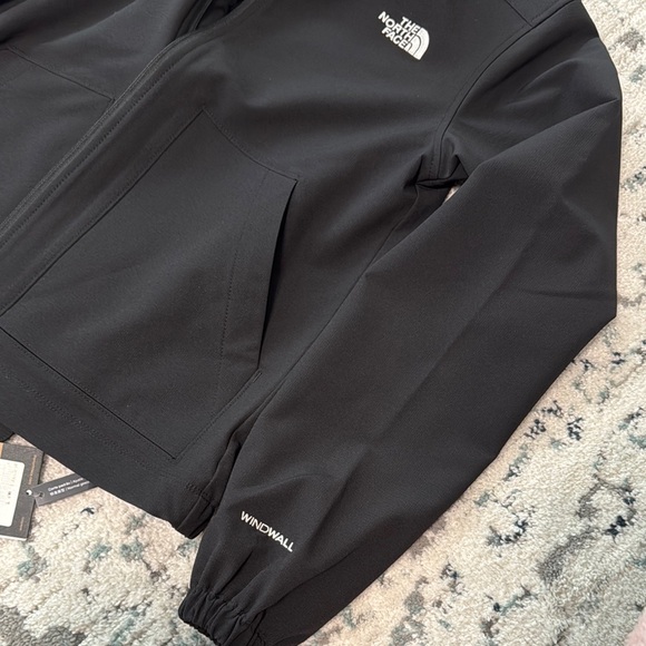 The North Face Willow Black Jacket - Picture 5 of 5